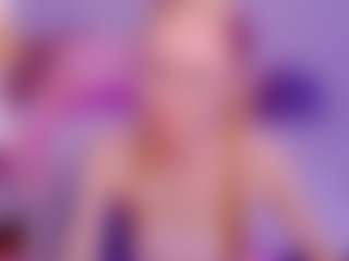 Live cam show with cut1ecut1e - Blondie on CamClone