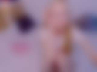 Live cam show with cut1ecut1e - Student on TeamSkeetLive