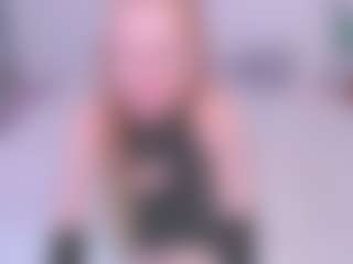 Live cam show with cut1ecut1e - Blondie on Soda Cam
