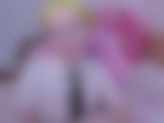 Live cam show with cut1ecut1e - Milk on Camsoda