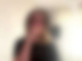 Naomi's Live Sex Cam Show