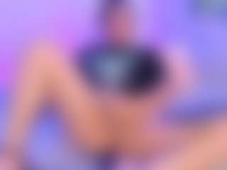 Live cam show with Missmegan - White on Camsoda | colombia