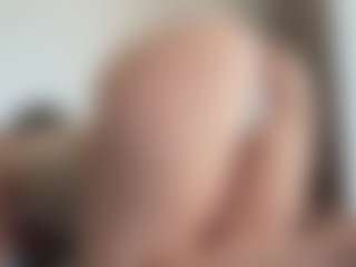NellaTays's Live Sex Cam Show