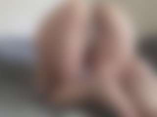 NellaTays's Live Sex Cam Show