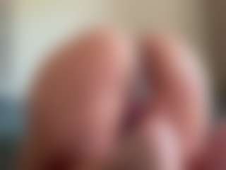 NellaTays's Live Sex Cam Show
