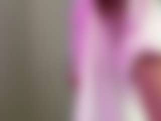 Live cam show with Nelly - Athletic on liverealitysex.com