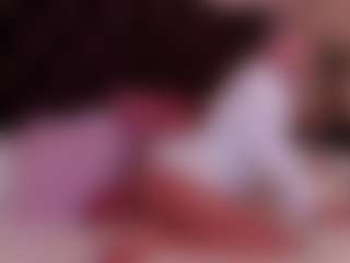 Live cam show with DeliaSmith - Middle Aged on livesuperchat.net