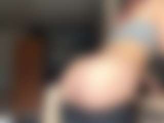 GinetteBeechner's Live Sex Cam Show