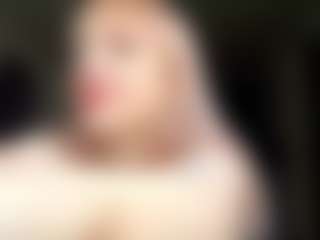 GinetteBeechner's Live Sex Cam Show