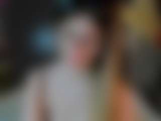 Live cam show with Mona-Carterr - Lean on Camsoda