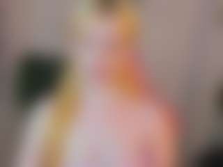 Live cam show with Violeta - Body Massage on Hubzter Live