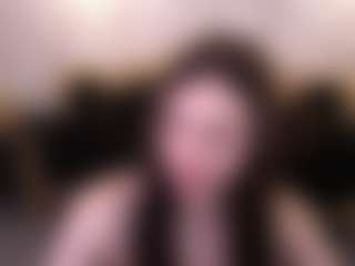 AlesiaDessmond's Live Sex Cam Show