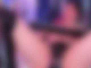 Live cam show with CamiloSeed - Latino on TottyGirls