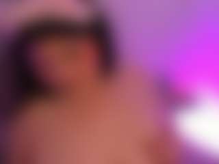 Live cam show with Emilie-Joness1 - Ass Bouncing on Camsoda