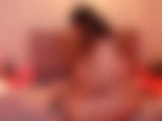 Emilie-Joness1's Live Sex Cam Show