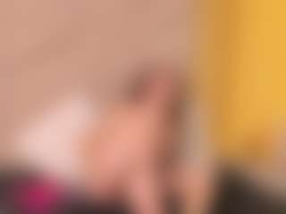 EveAura's Live Sex Cam Show
