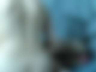 Live cam show with EveAura - Camel Toe on madthumbs