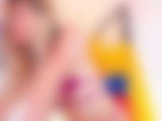 Live cam show with Giorgiina - Oral on liverealitysex.com
