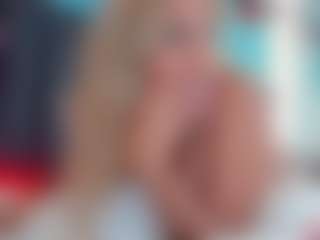 Live cam show with Giorgiina - Oral on livesexfox.com
