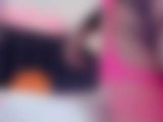 Live cam show with Giorgiina - Facial on Chatstar