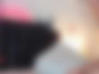 Live cam show with Giorgiina - Facial on Camsoda