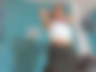 Live cam show with Giorgiina - Oral on Mixed Magazine Live
