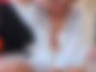 Live cam show with Giorgiina - Blonde Hair Petite on fuck-show.com