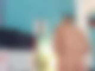 Live cam show with Giorgiina - Domination on Camsoda