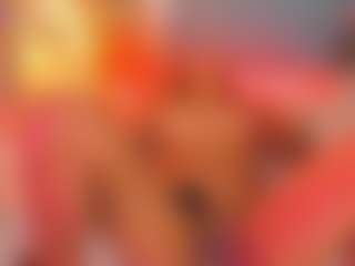Live cam show with Giorgiina - Skinny on x69.live