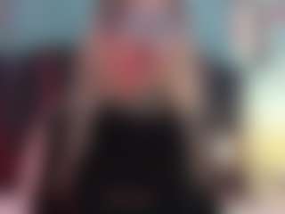 Live cam show with Giorgiina - Oral on liverealitysex.com