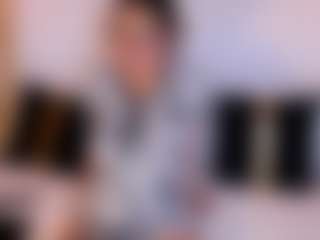 Live cam show with MiaCarterSS - Smoking on Dolls Live