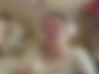 Live cam show with Annabelle - Petite on studioflirtlive.com