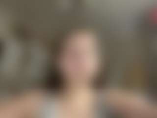 Live cam show with Annabelle - Hairy Pussy on Dolls Live