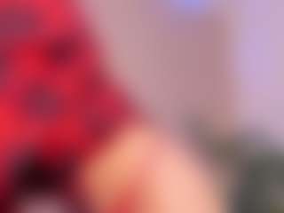 Live cam show with Sara - Body Massage on Camming Site