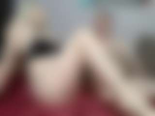 Live cam show with Sn-Tur - No Smoking on madthumbs