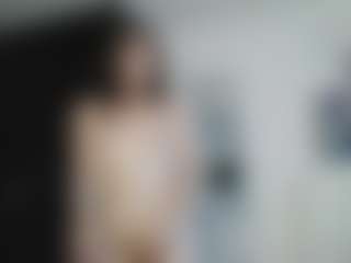 Live cam show with AmberHotWorsted - Butt Plug on AdultVida.com