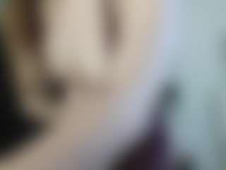 Live cam show with AmberHotWorsted - Camel Toe on Gym Cam Girls