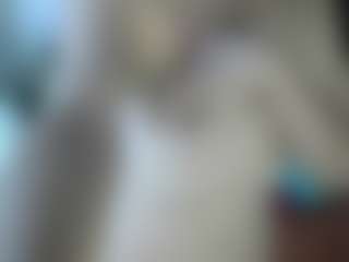 AmberHotWorsted's Live Sex Cam Show