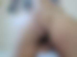 Live cam show with AmberHotWorsted - Butt Plug on sexylive.show