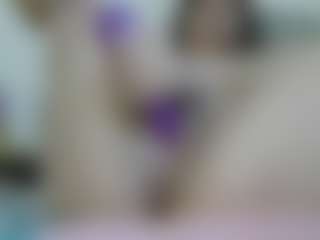AmberHotWorsted's Live Sex Cam Show