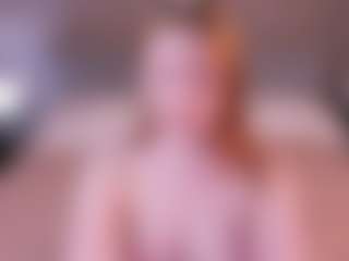 ari-kittyy's Live Sex Cam Show