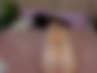 ari-kittyy's Live Sex Cam Show