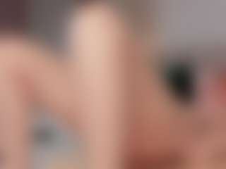 Live cam show with ari-kittyy - Red Hair on CamClone