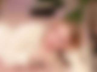 ari-kittyy's Live Sex Cam Show