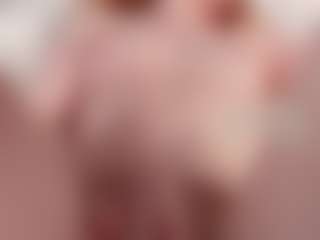 Live cam show with ari-kittyy - Smoke on CamSextacy