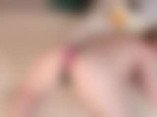 Live cam show with ari-kittyy - Camel Toe on crypto-cams