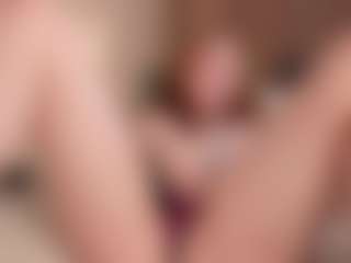 ari-kittyy's Live Sex Cam Show