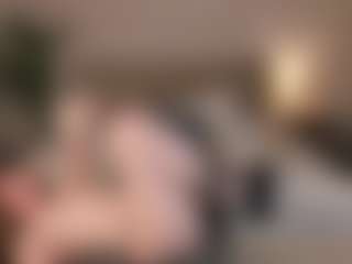 Live cam show with ari-kittyy - Bedroom on Fling VIP Chat