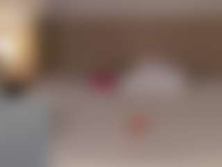 Live cam show with ari-kittyy - Smoke on MyBangCams