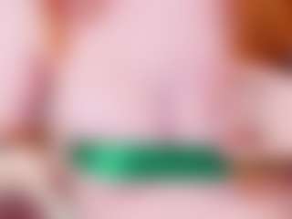 Live cam show with ari-kittyy - Smoke on Dolls Live
